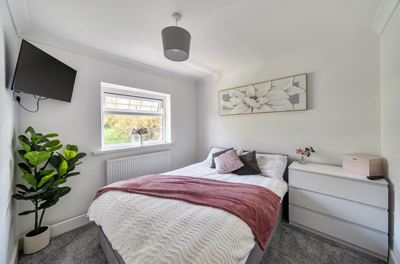 Brynaeron, Dunvant, Swansea, SA2 7UX